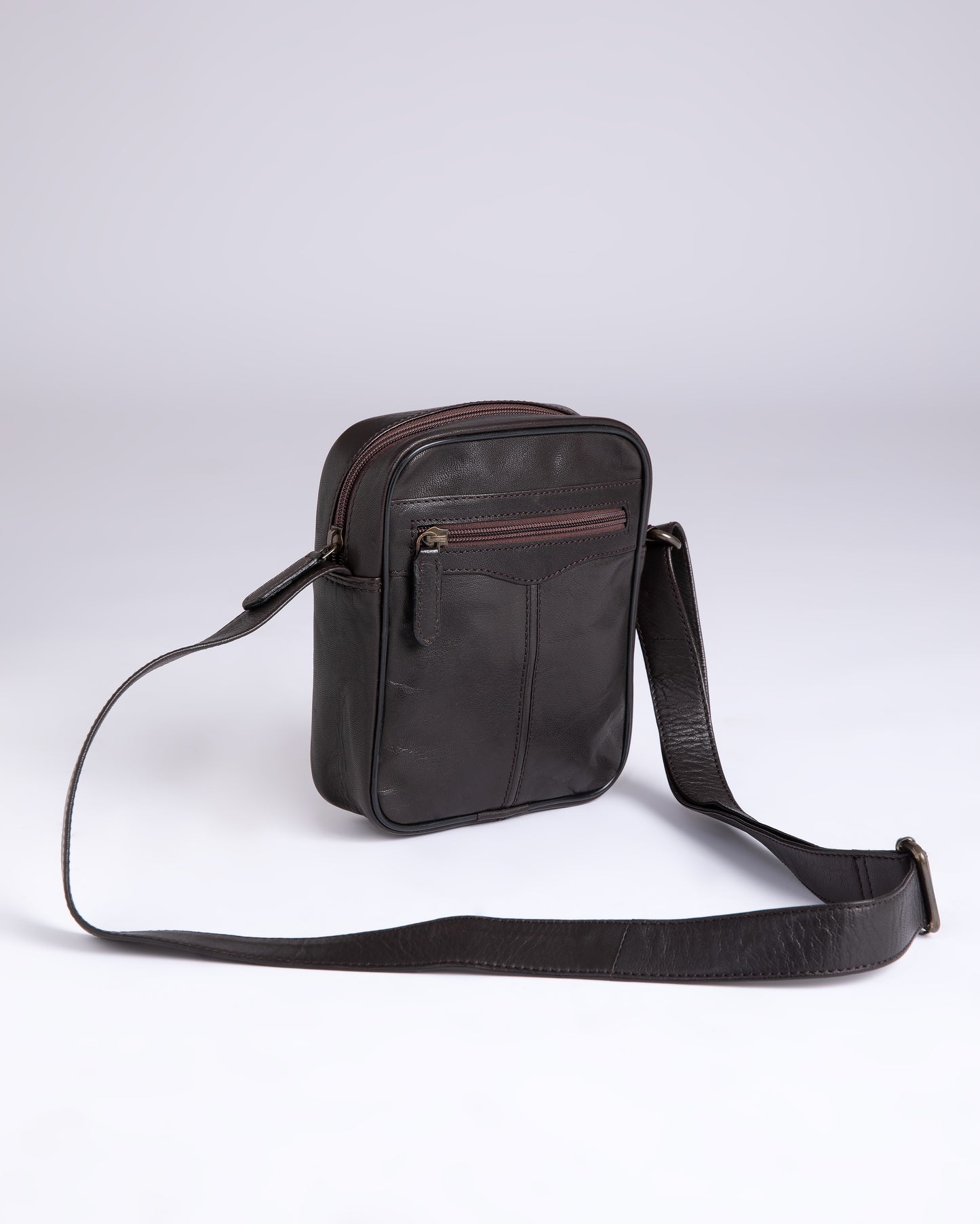 Aden Sling Bag