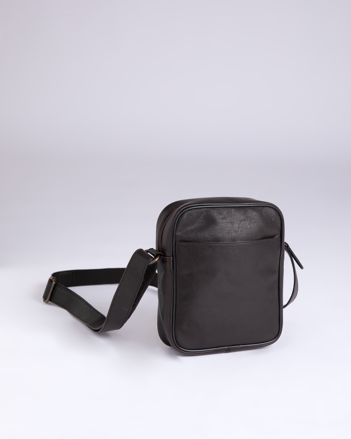 Aden Sling Bag